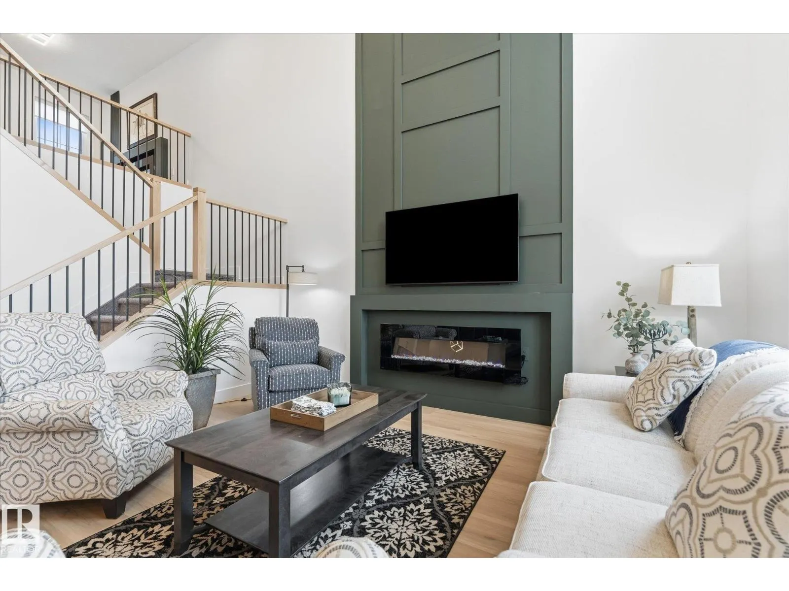 125 STARLING WY