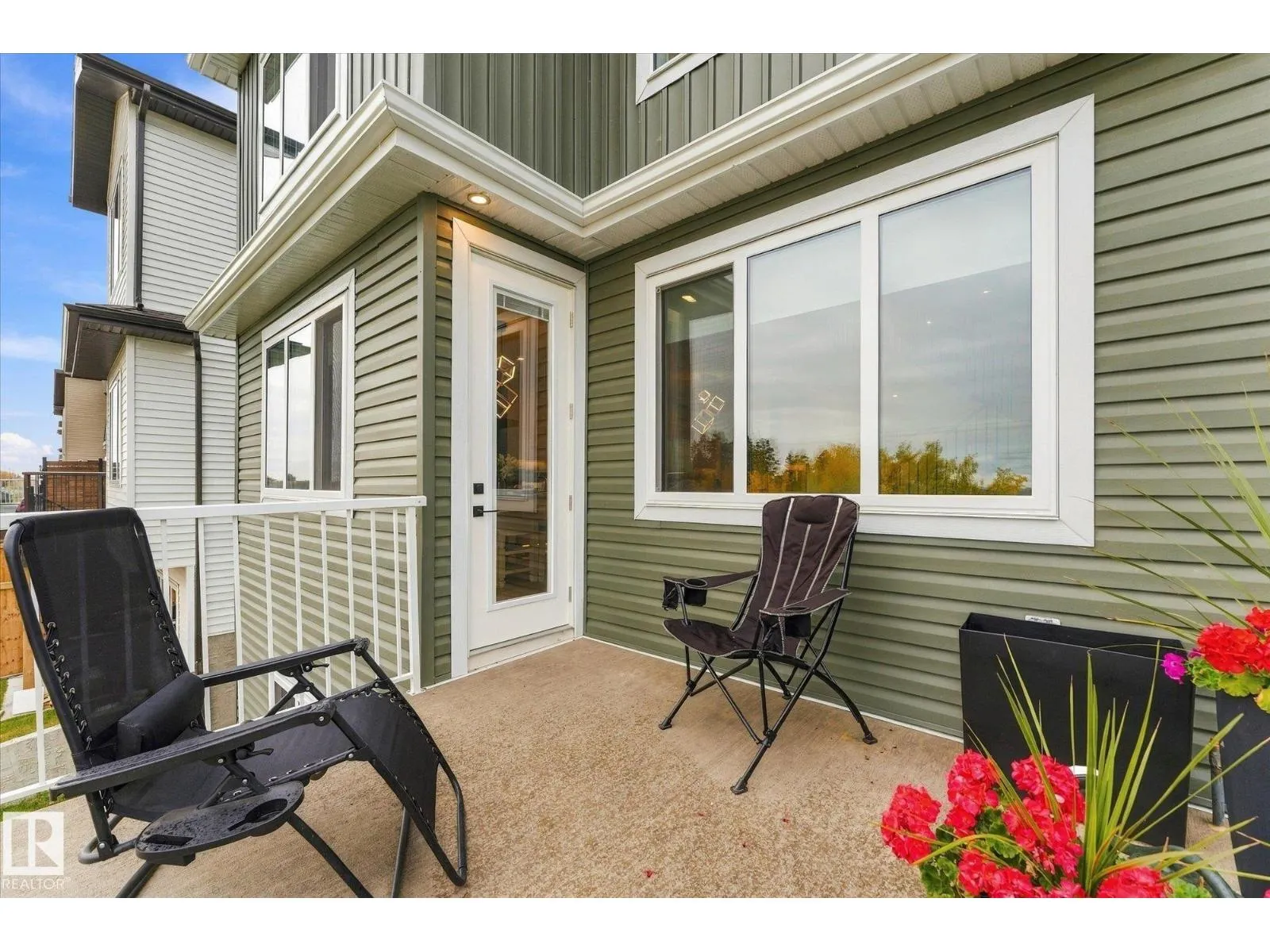 125 STARLING WY
