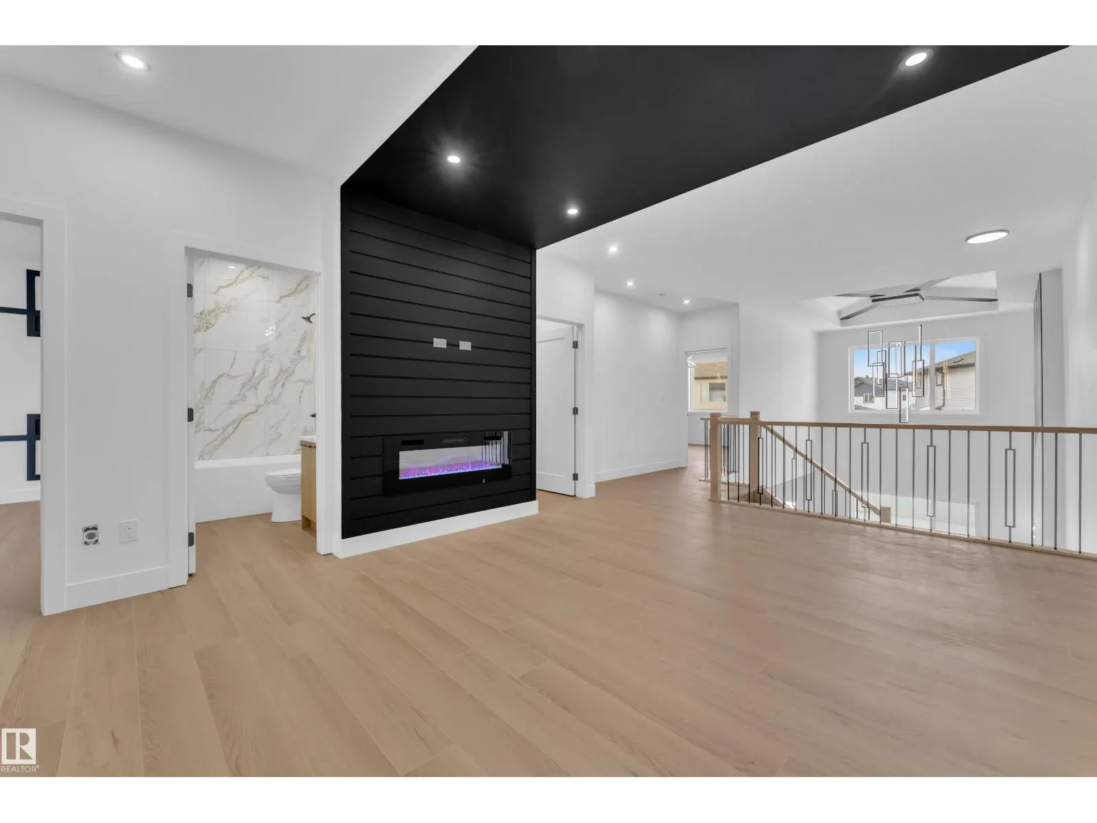 741 ASTORIA WY