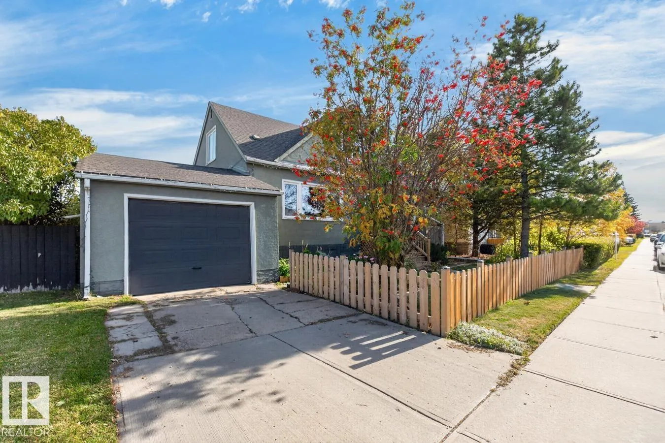 11953 ST ALBERT TR NW