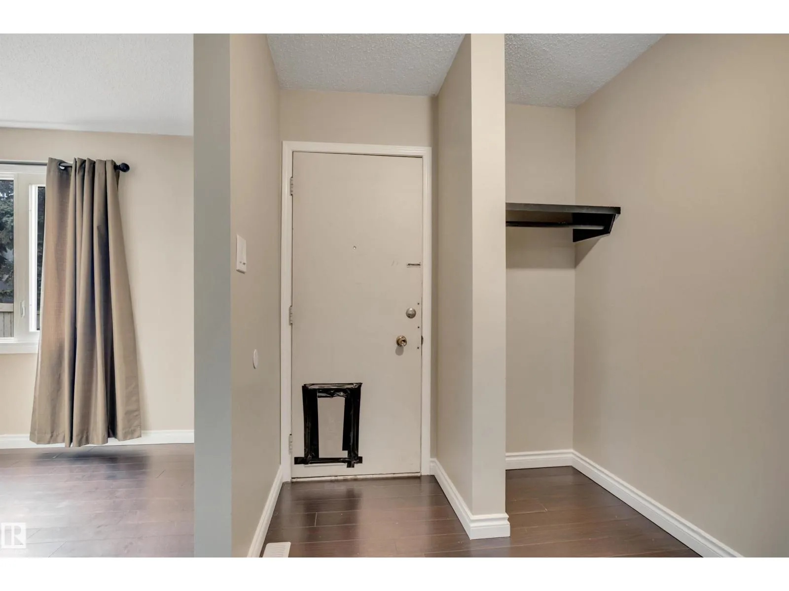 #8 14130 80 ST NW