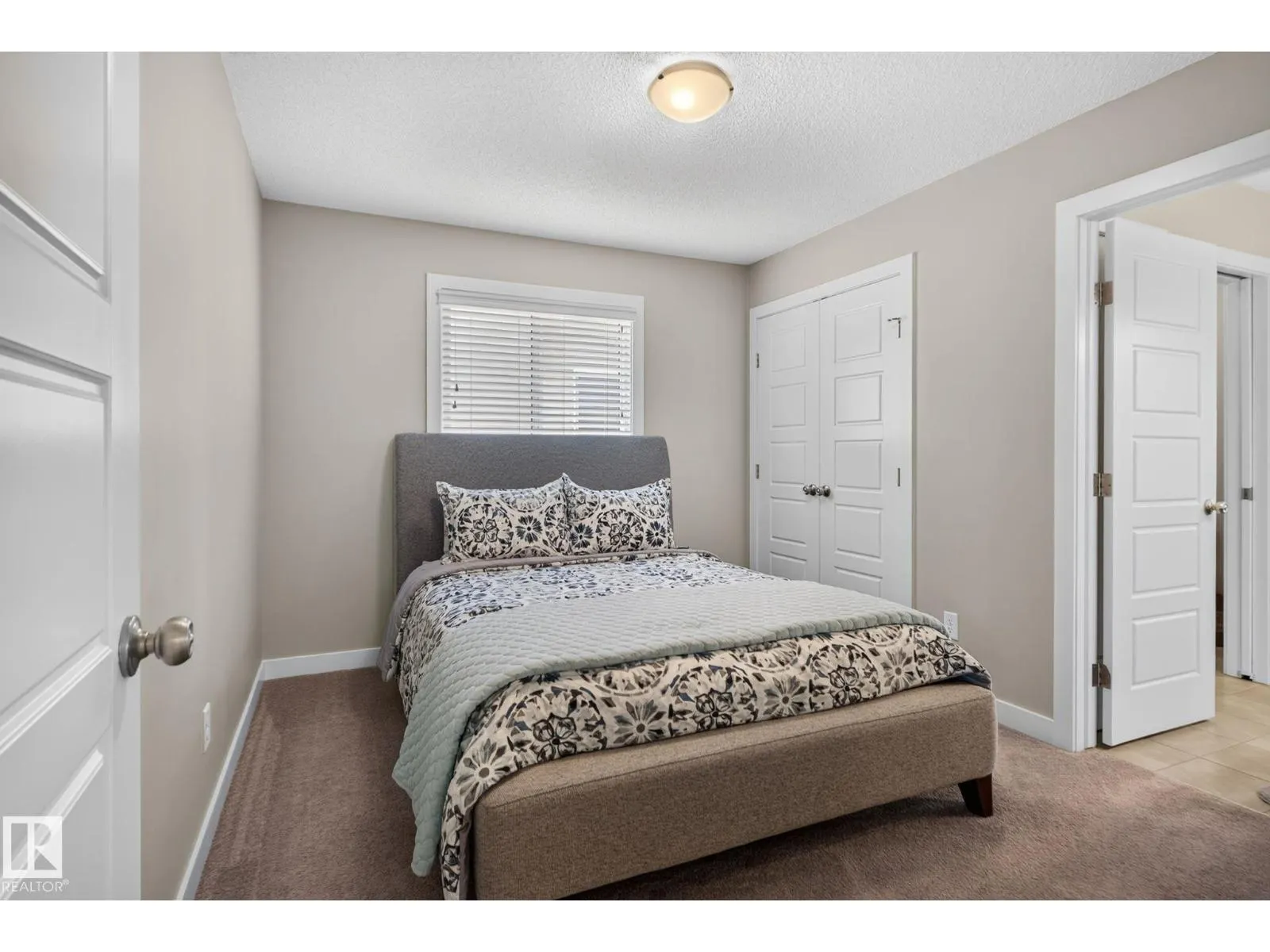 4017 171A AV NW