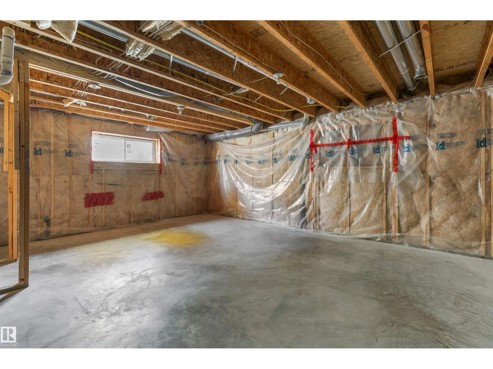 1 ROSEBERRY LN