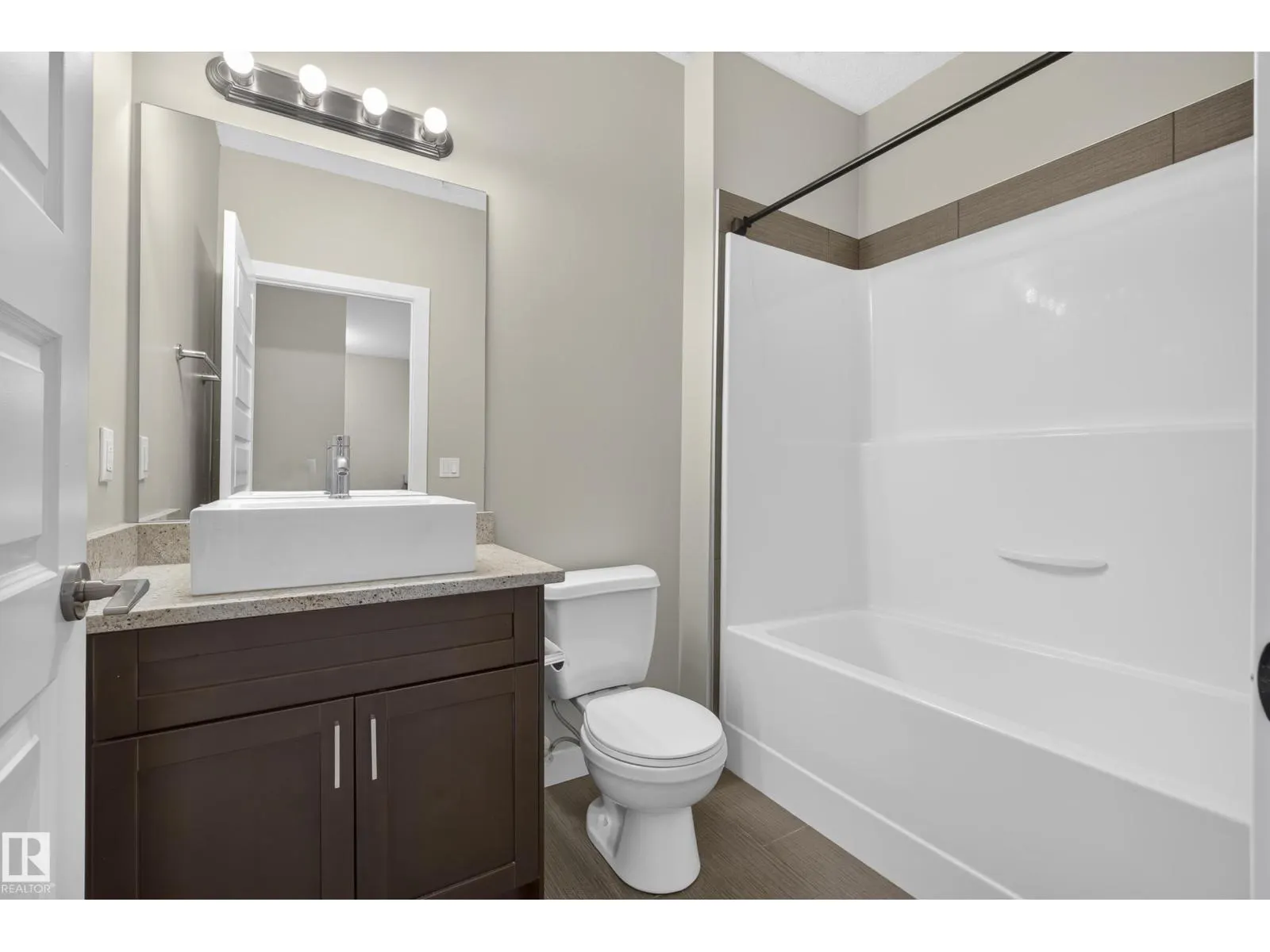 #505 1230 WINDERMERE WY SW