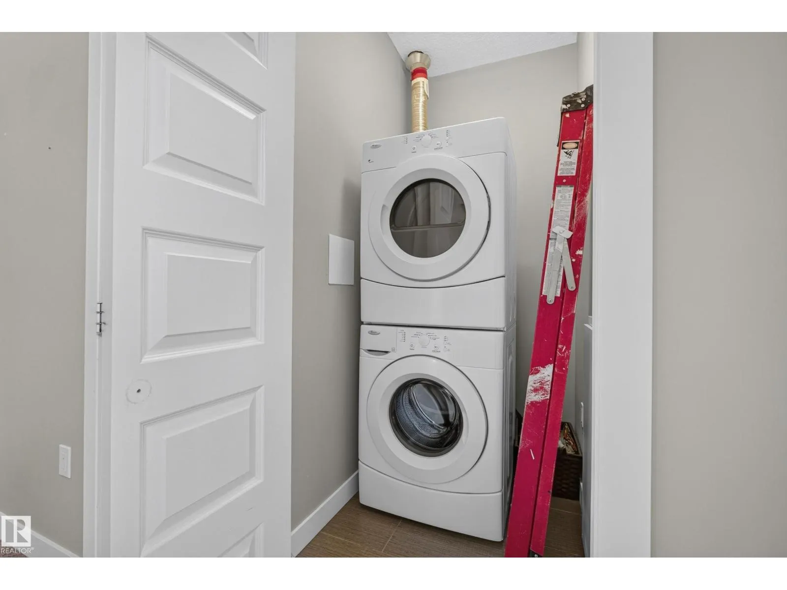 #505 1230 WINDERMERE WY SW