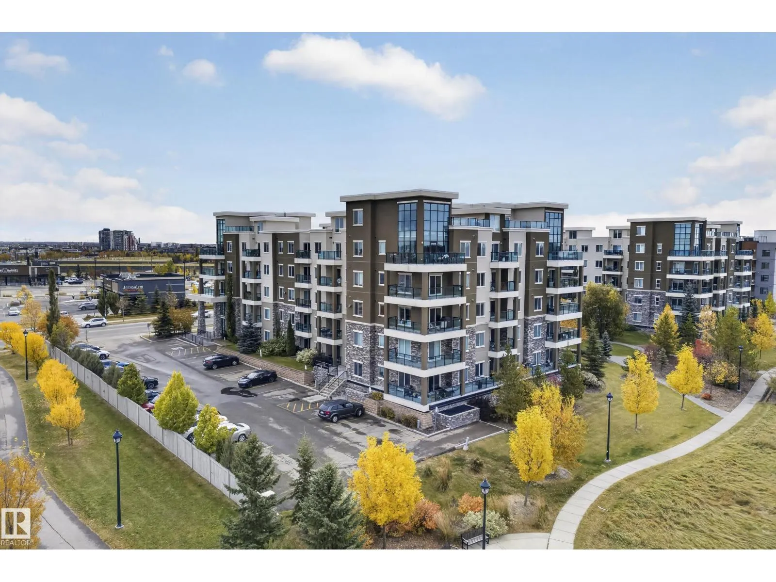 #505 1230 WINDERMERE WY SW