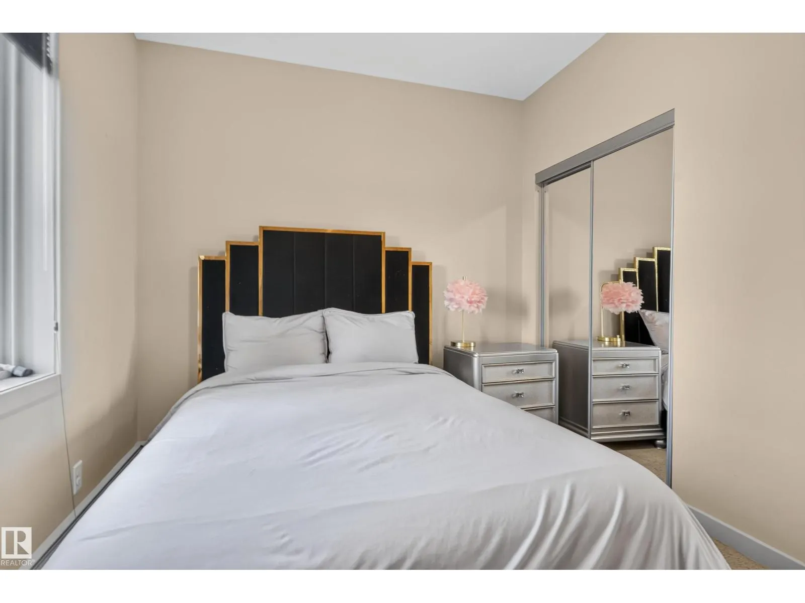 #224 304 AMBLESIDE LI SW