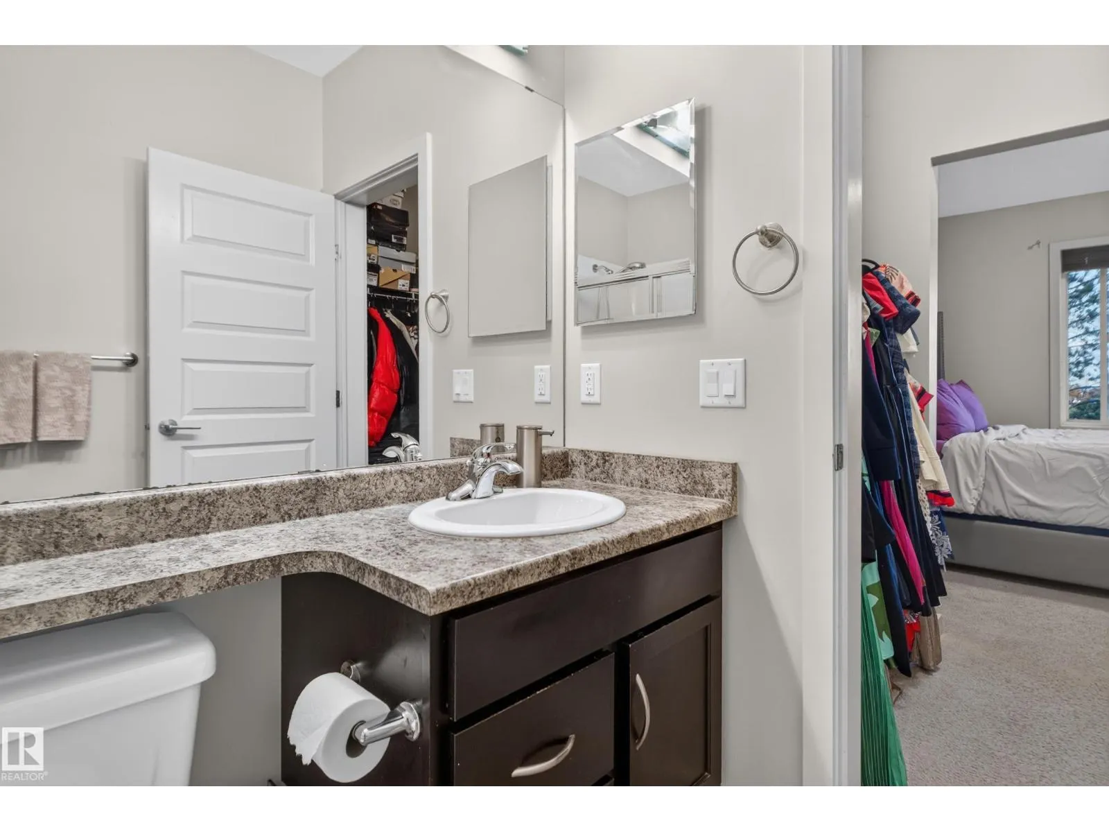 #224 304 AMBLESIDE LI SW
