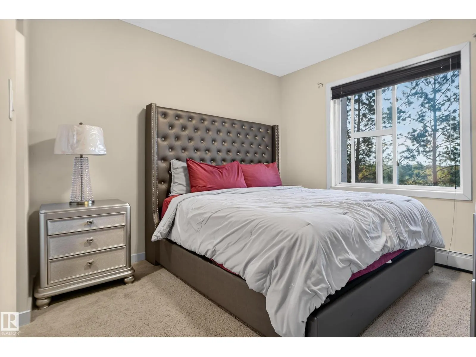 #224 304 AMBLESIDE LI SW