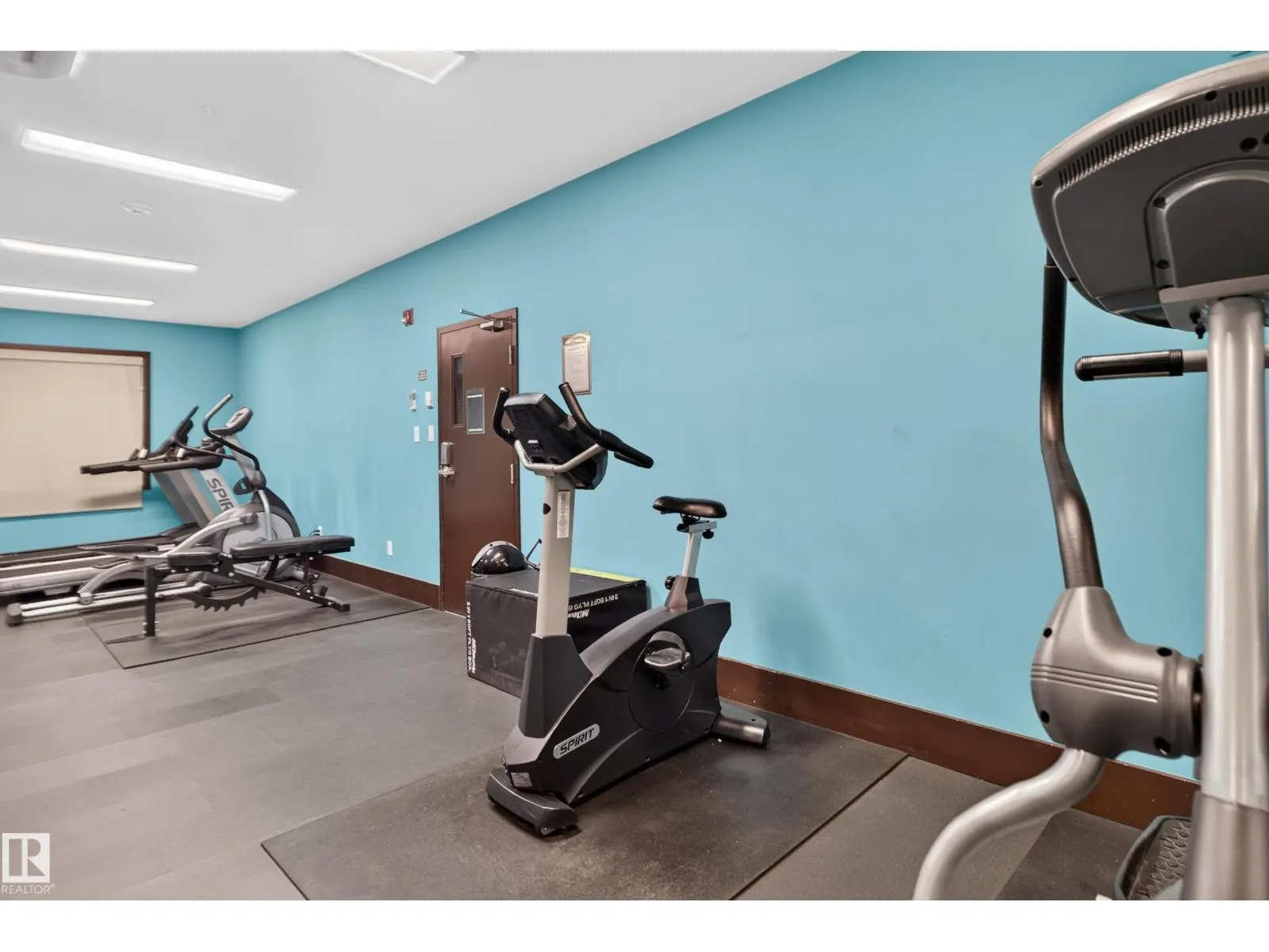 #224 304 AMBLESIDE LI SW