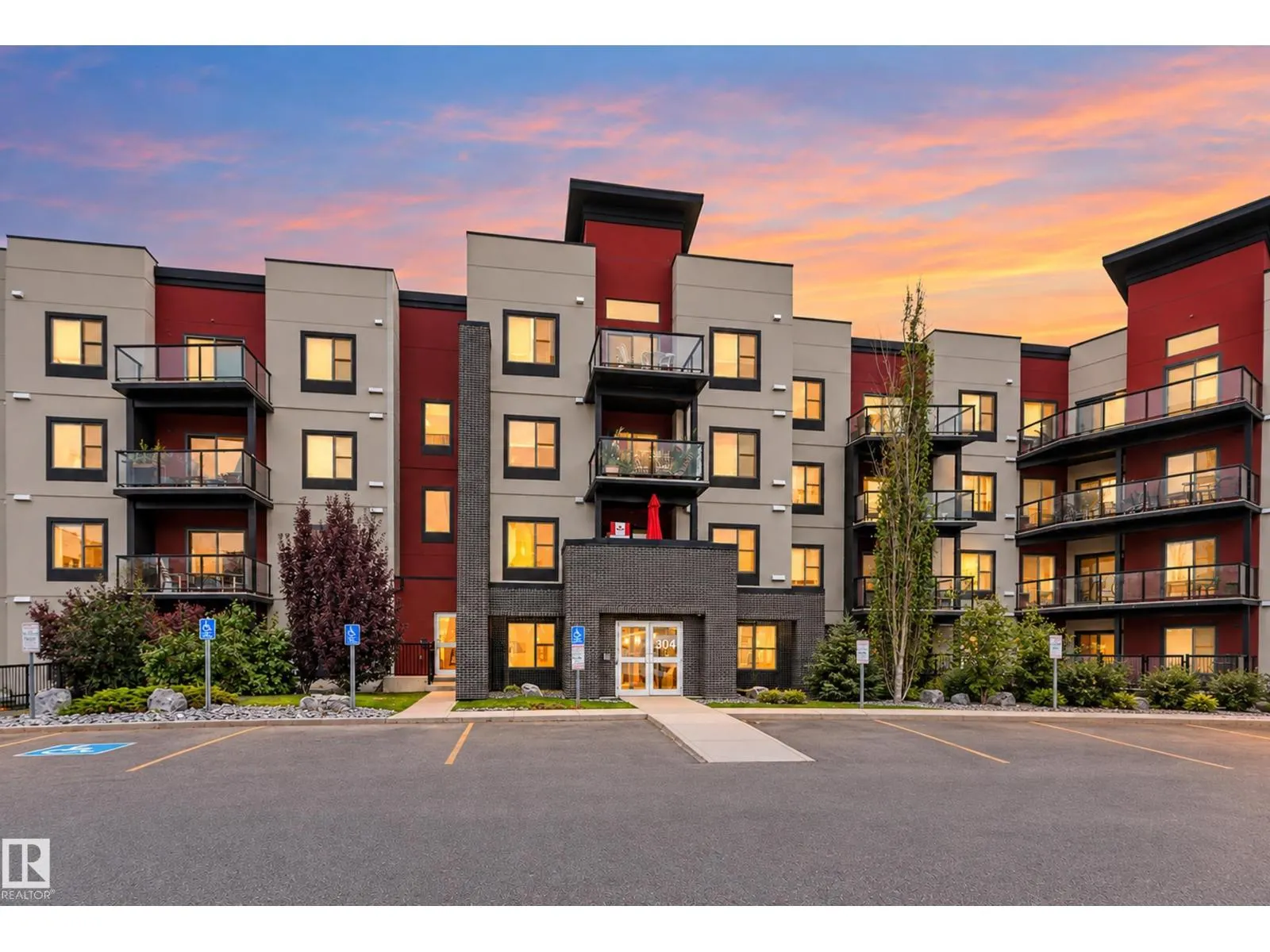 #224 304 AMBLESIDE LI SW