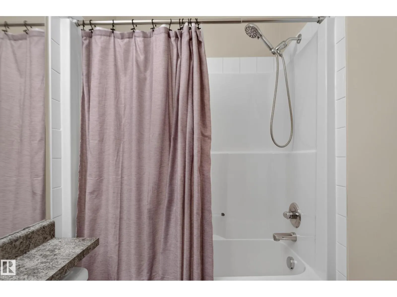 #224 304 AMBLESIDE LI SW