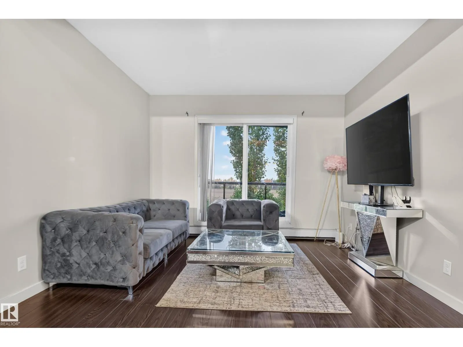 #224 304 AMBLESIDE LI SW