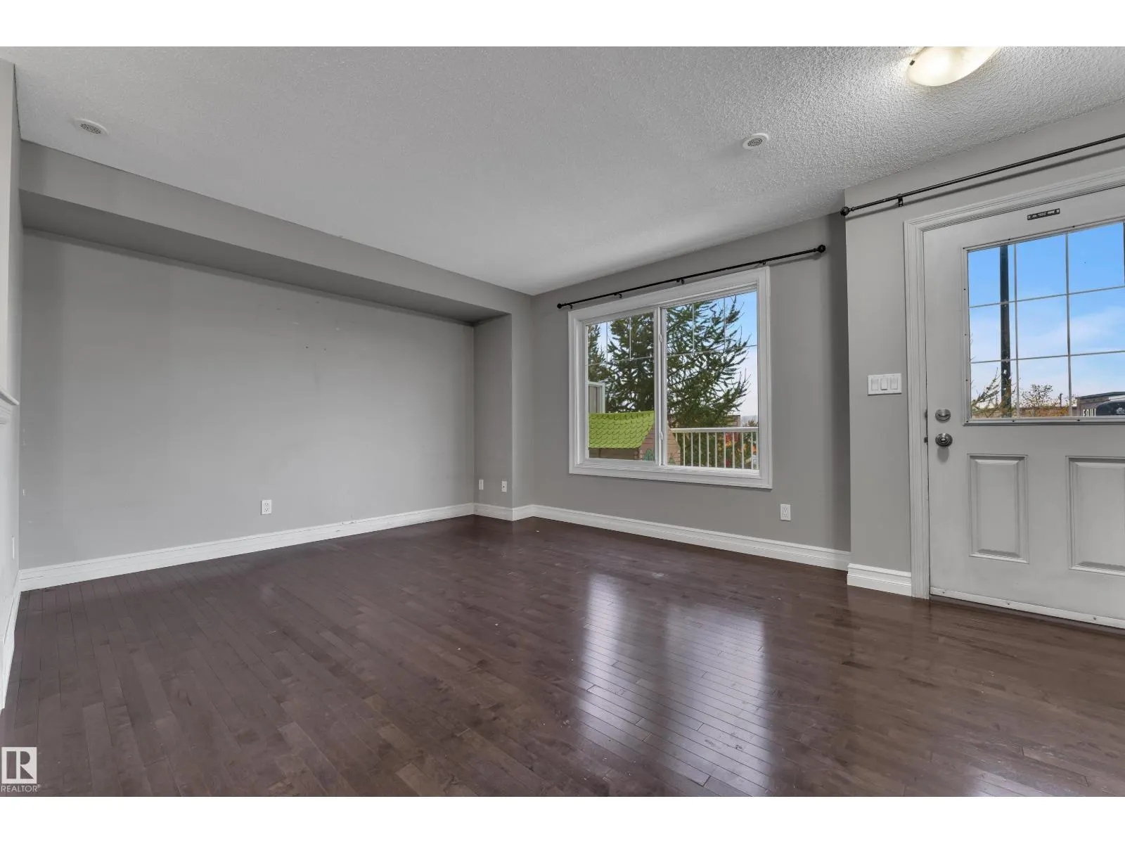 #140 655 TAMARACK RD NW