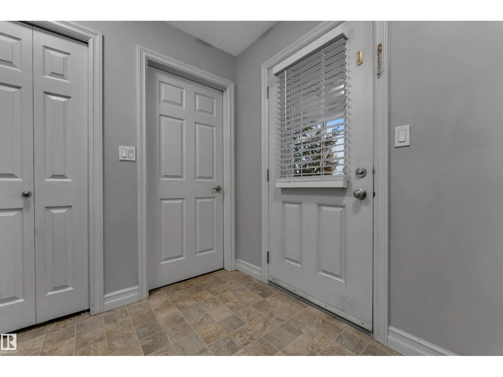 #140 655 TAMARACK RD NW