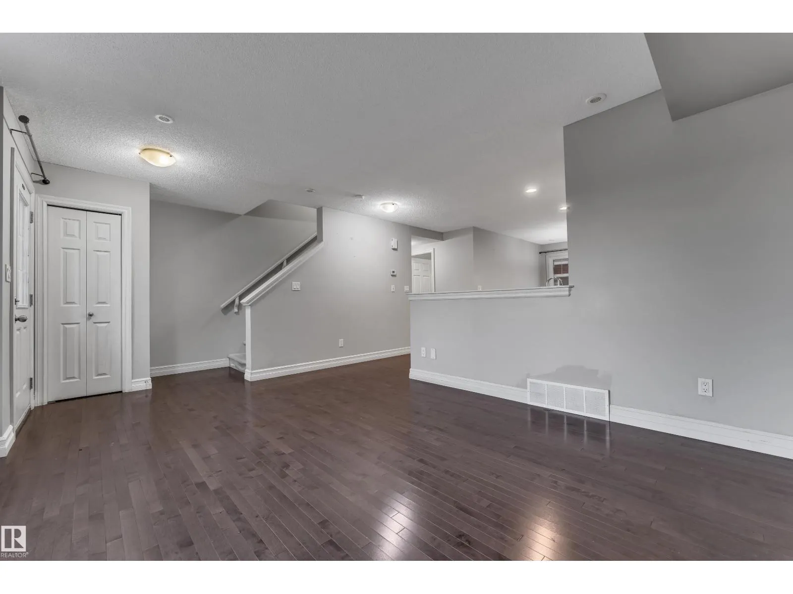 #140 655 TAMARACK RD NW
