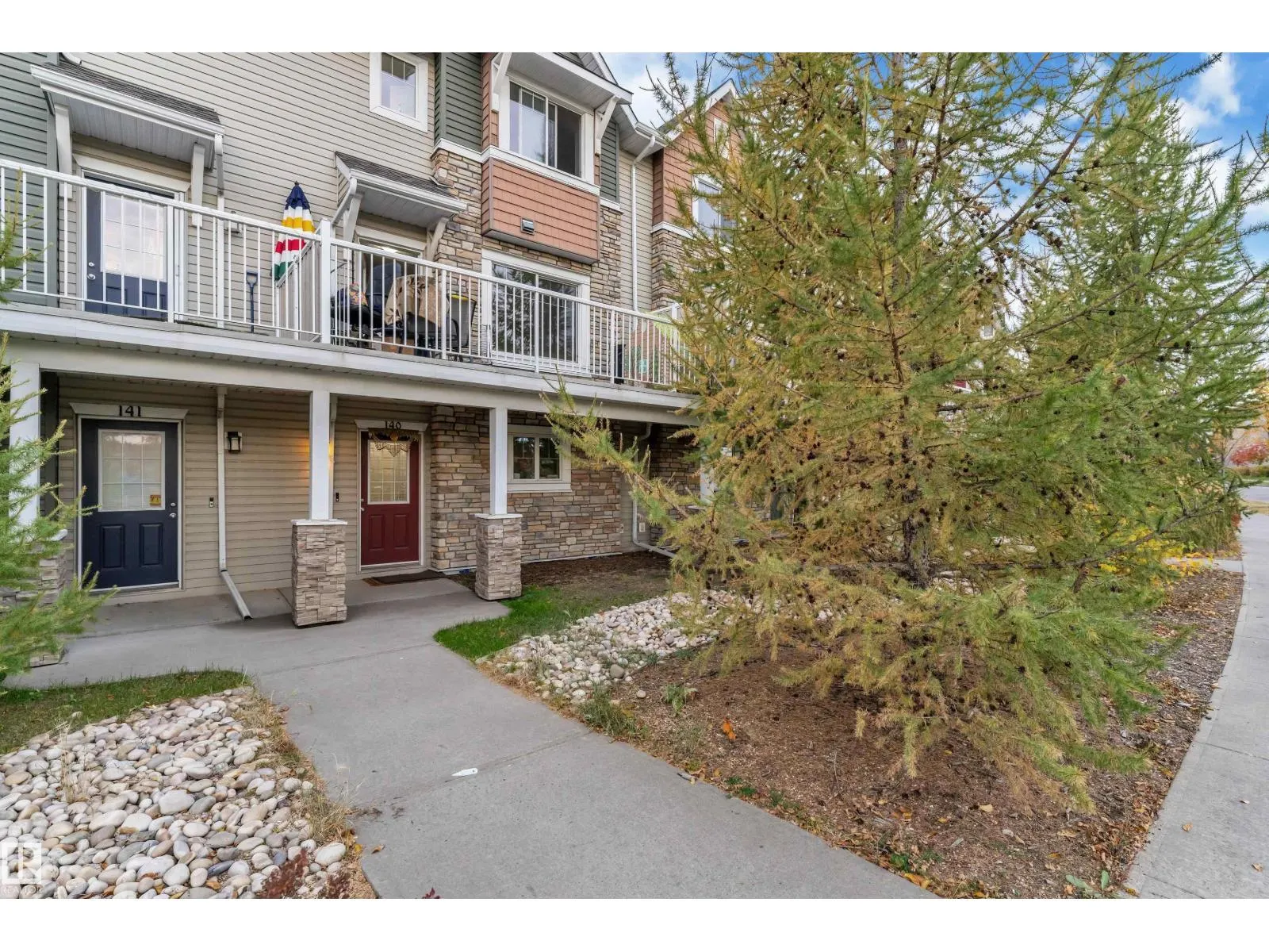 #140 655 TAMARACK RD NW