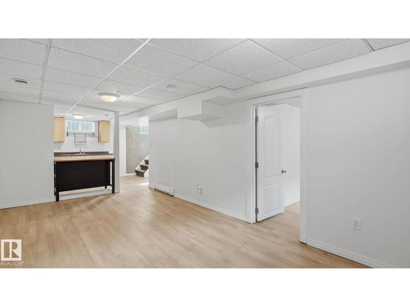 11836 62 ST NW