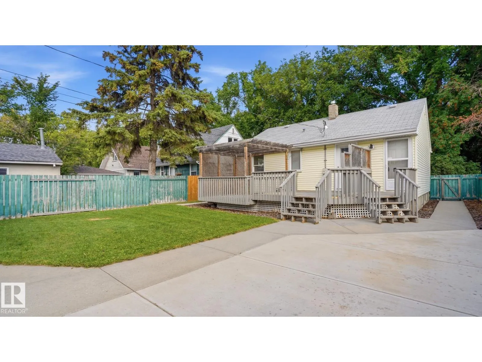 11836 62 ST NW