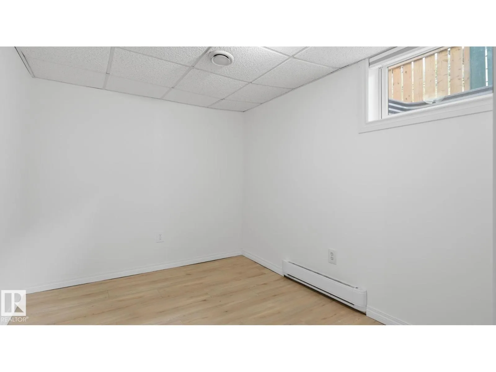 11836 62 ST NW