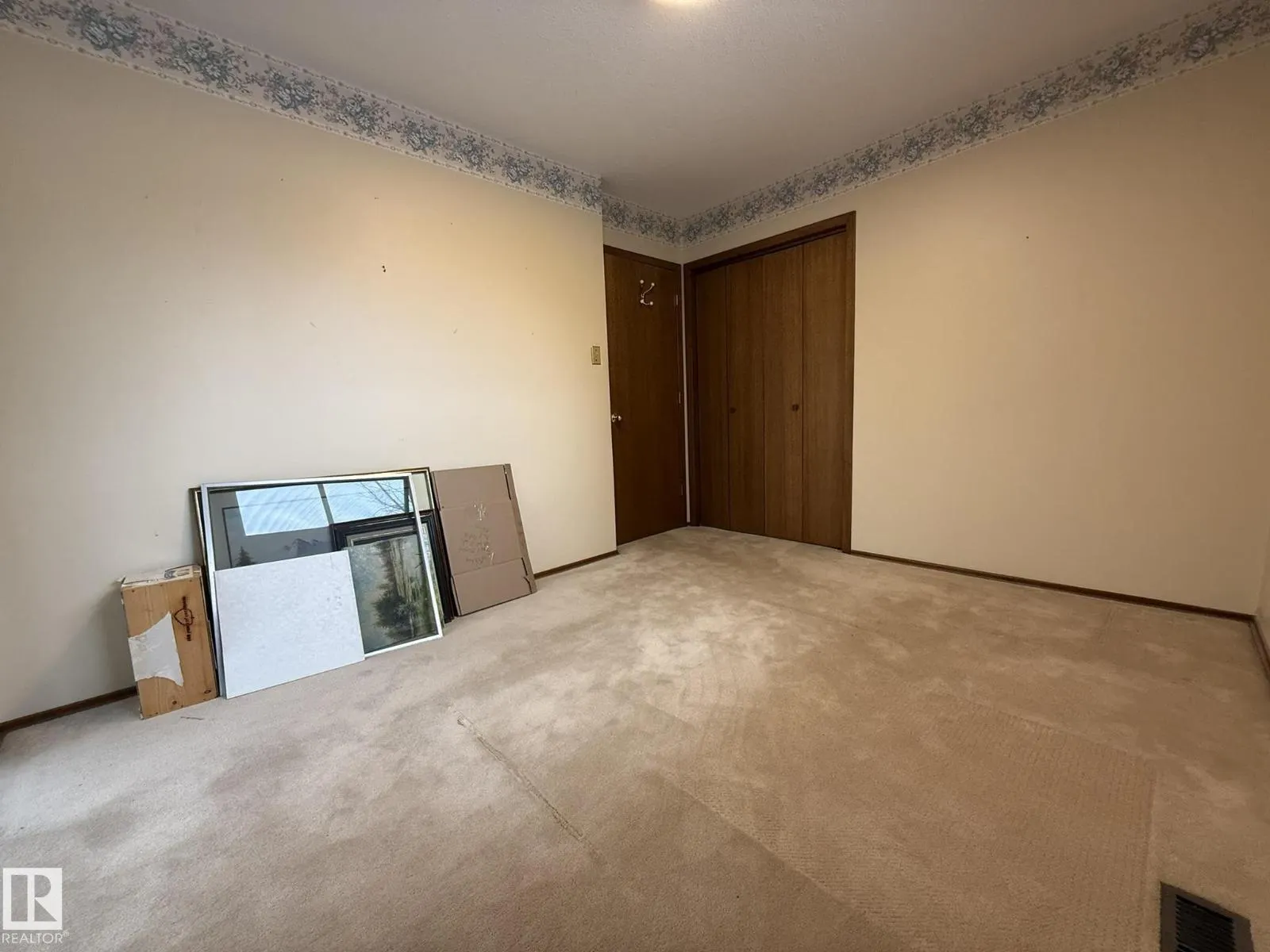 15207 73A ST NW