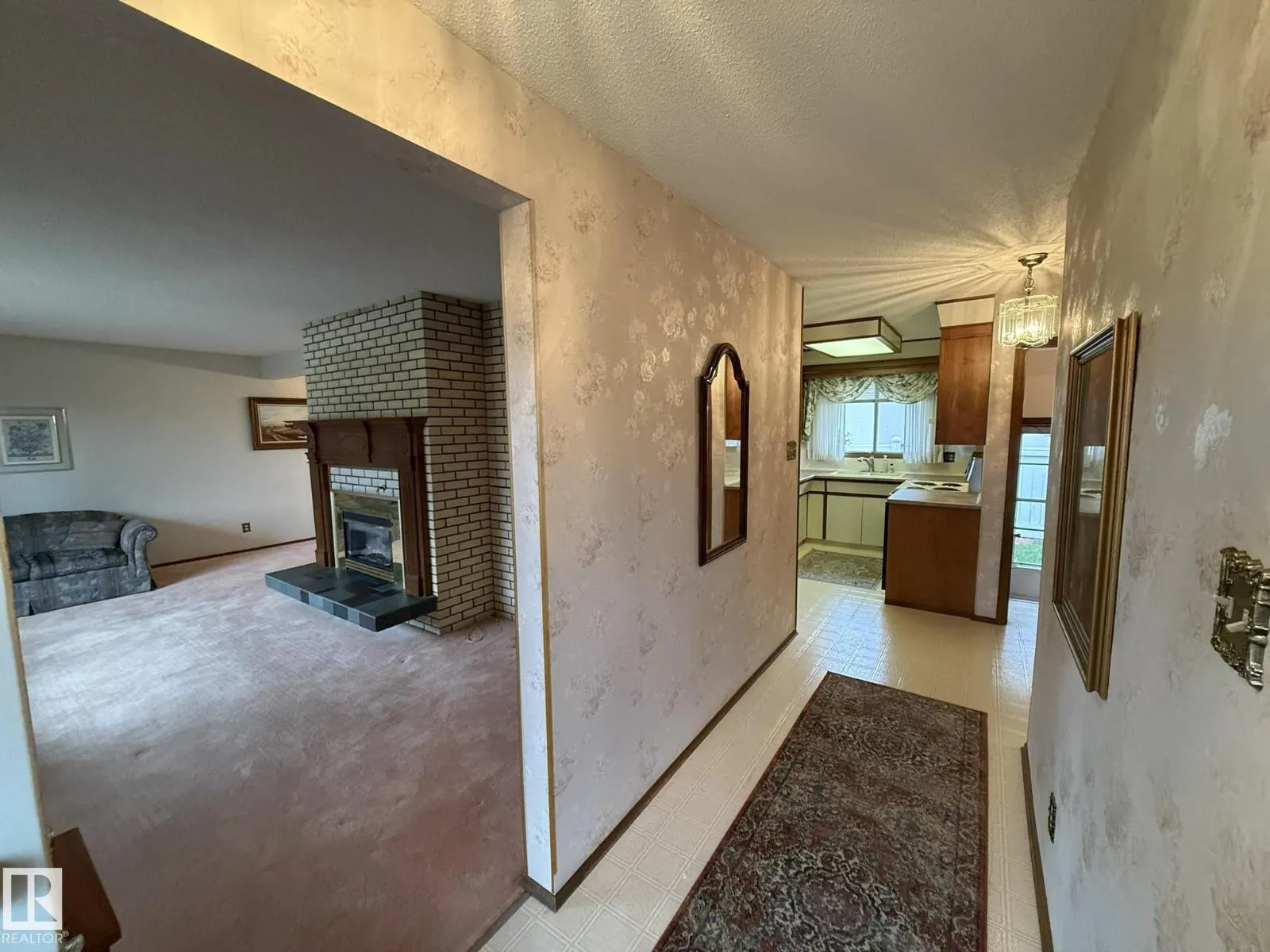 15207 73A ST NW