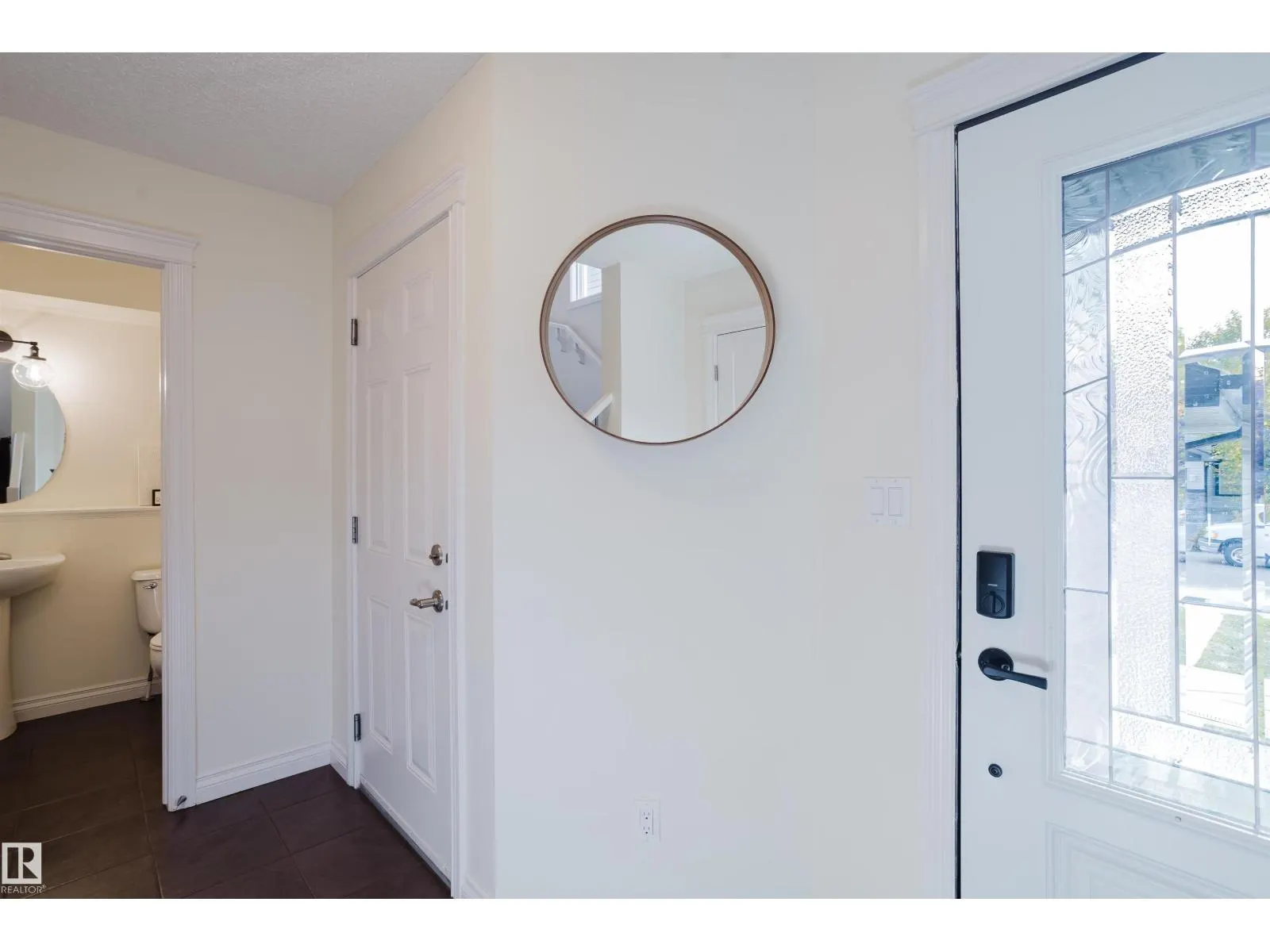 44 HAMILTON CT