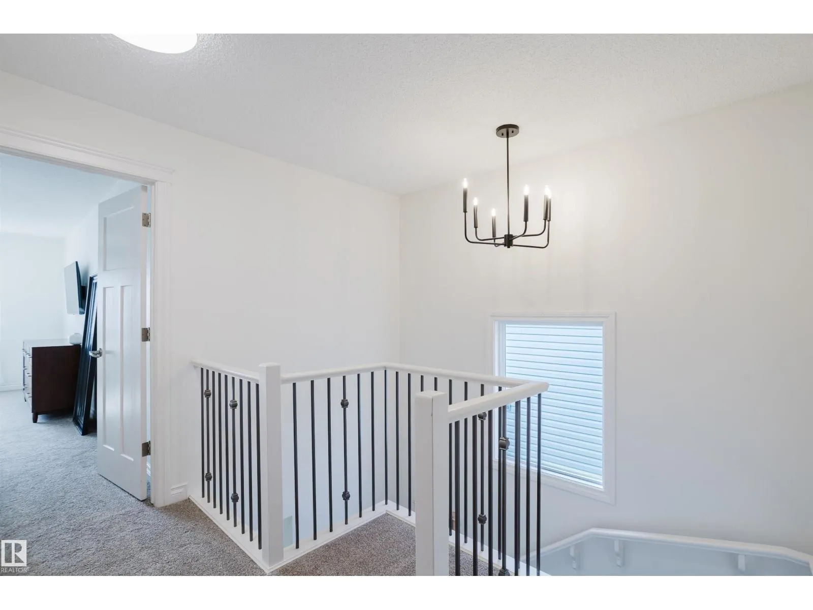 44 HAMILTON CT