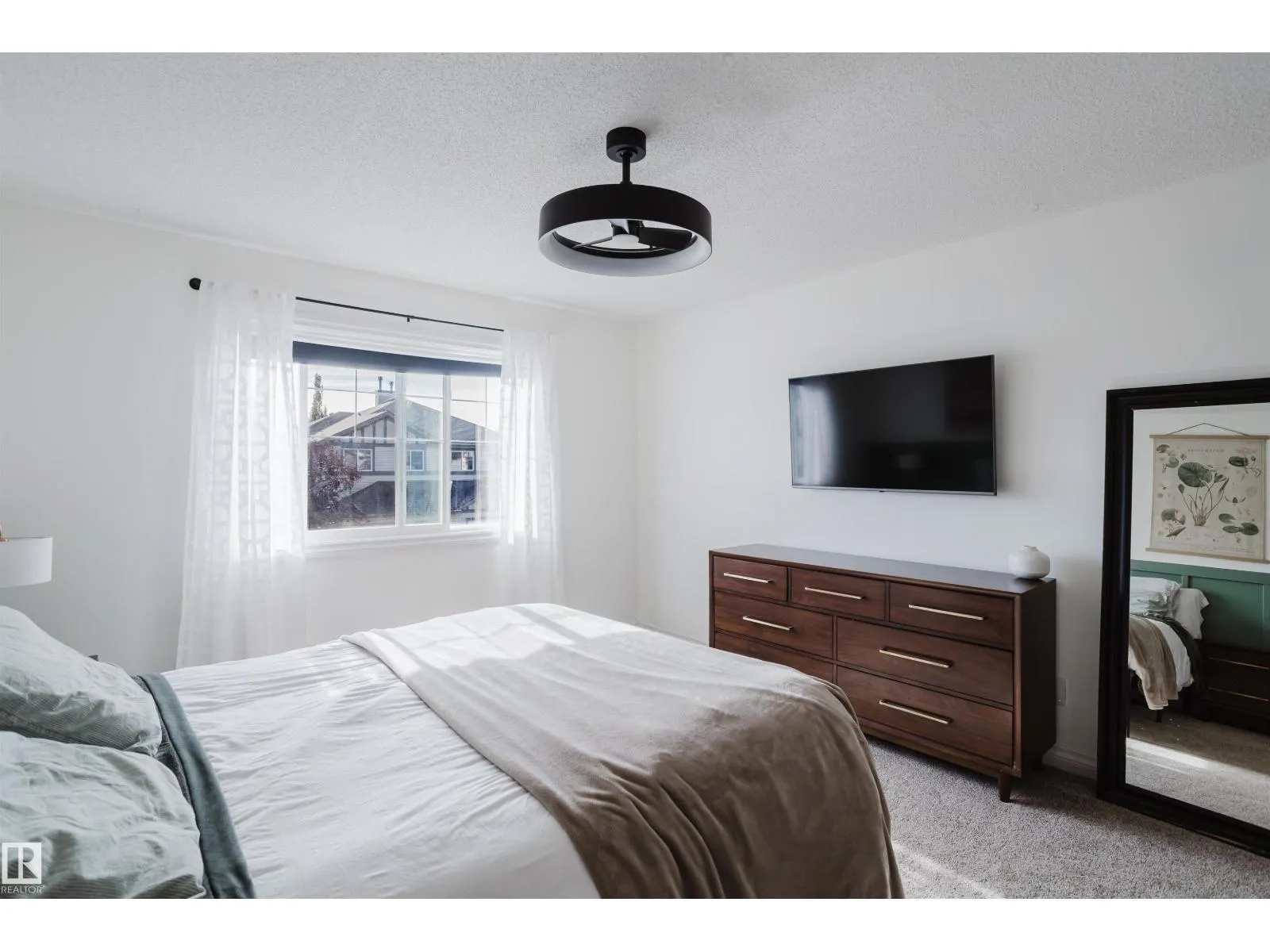 44 HAMILTON CT