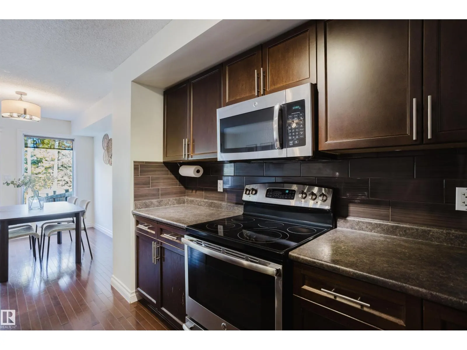 44 HAMILTON CT