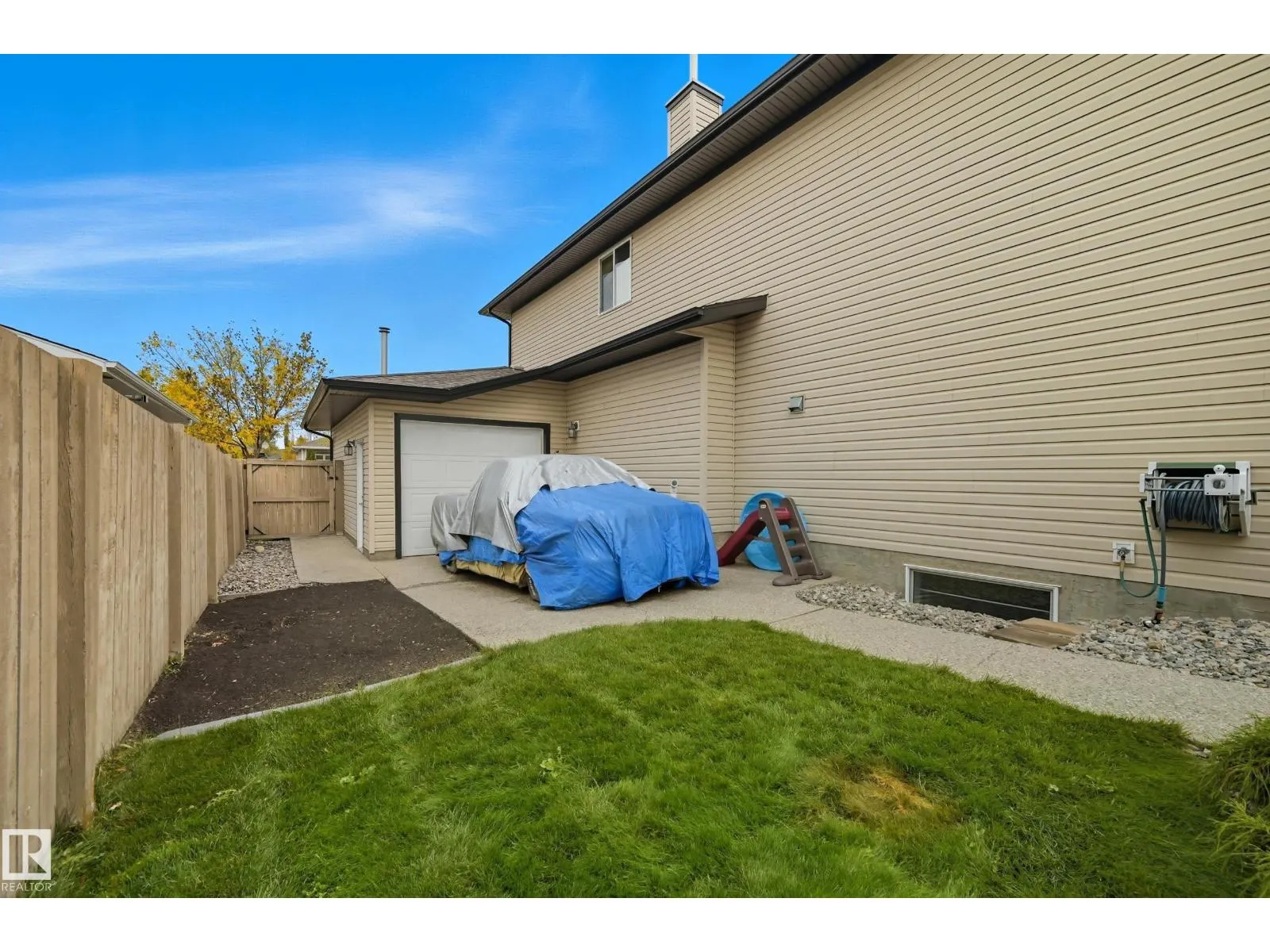 5 VALLEY CL