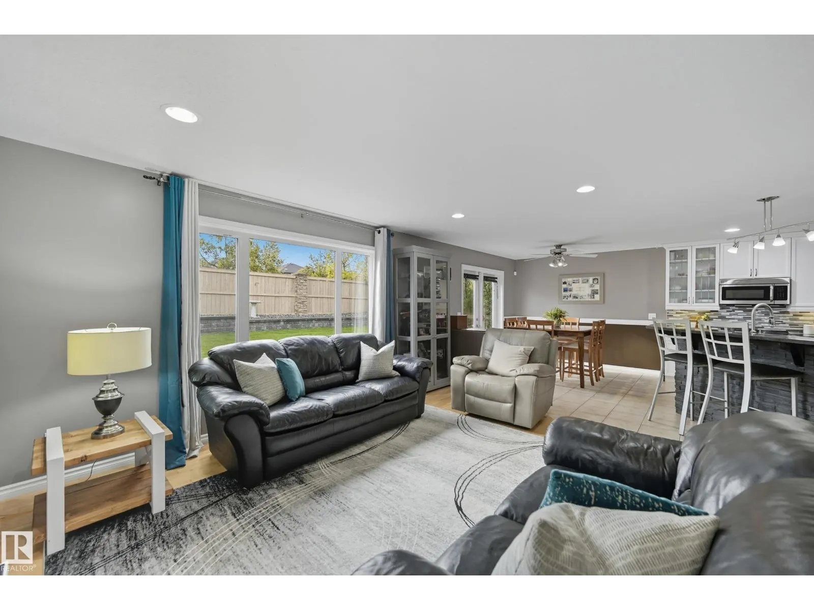 5 VALLEY CL