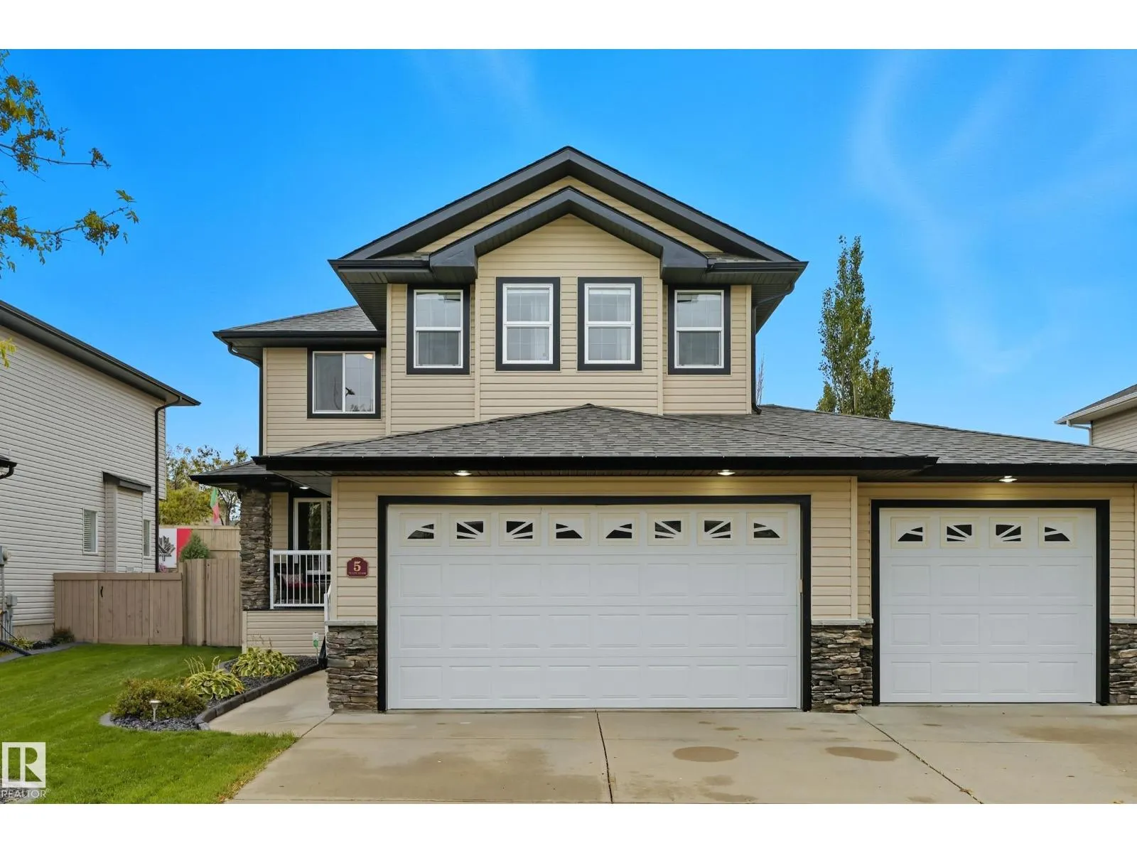 5 VALLEY CL