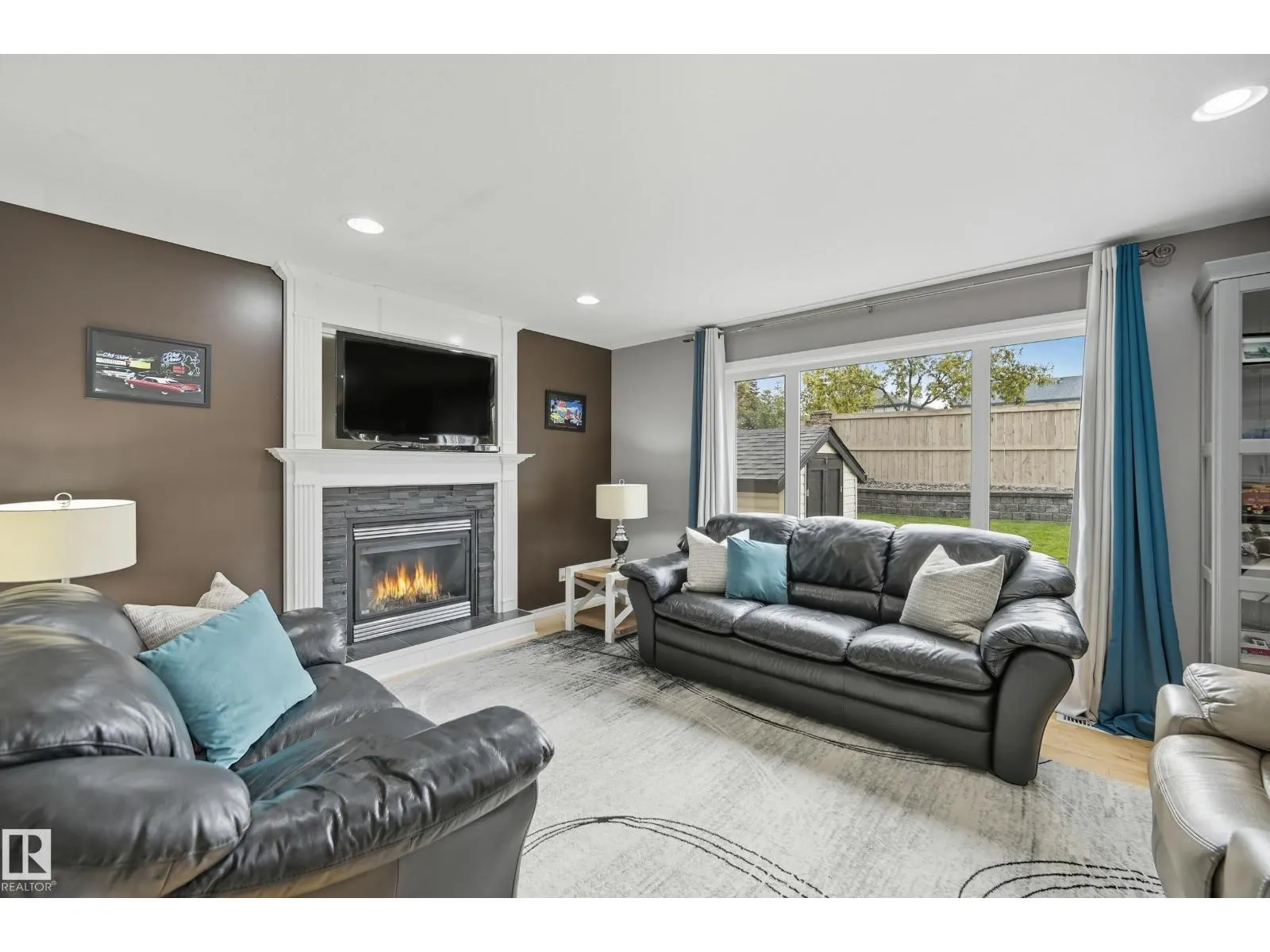 5 VALLEY CL