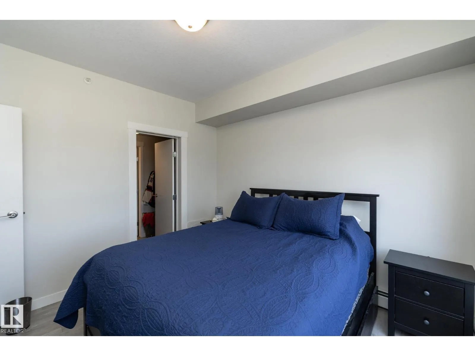 #2402 10410 102 AV NW