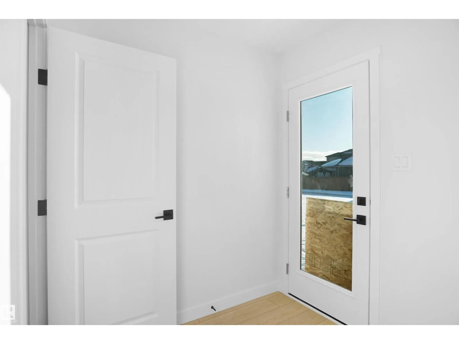 590 Ashgrove CI