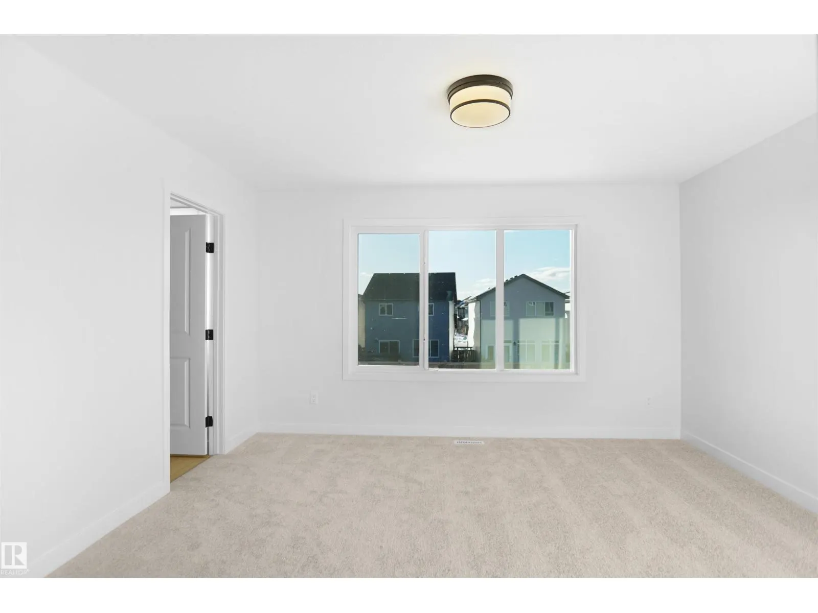 590 Ashgrove CI