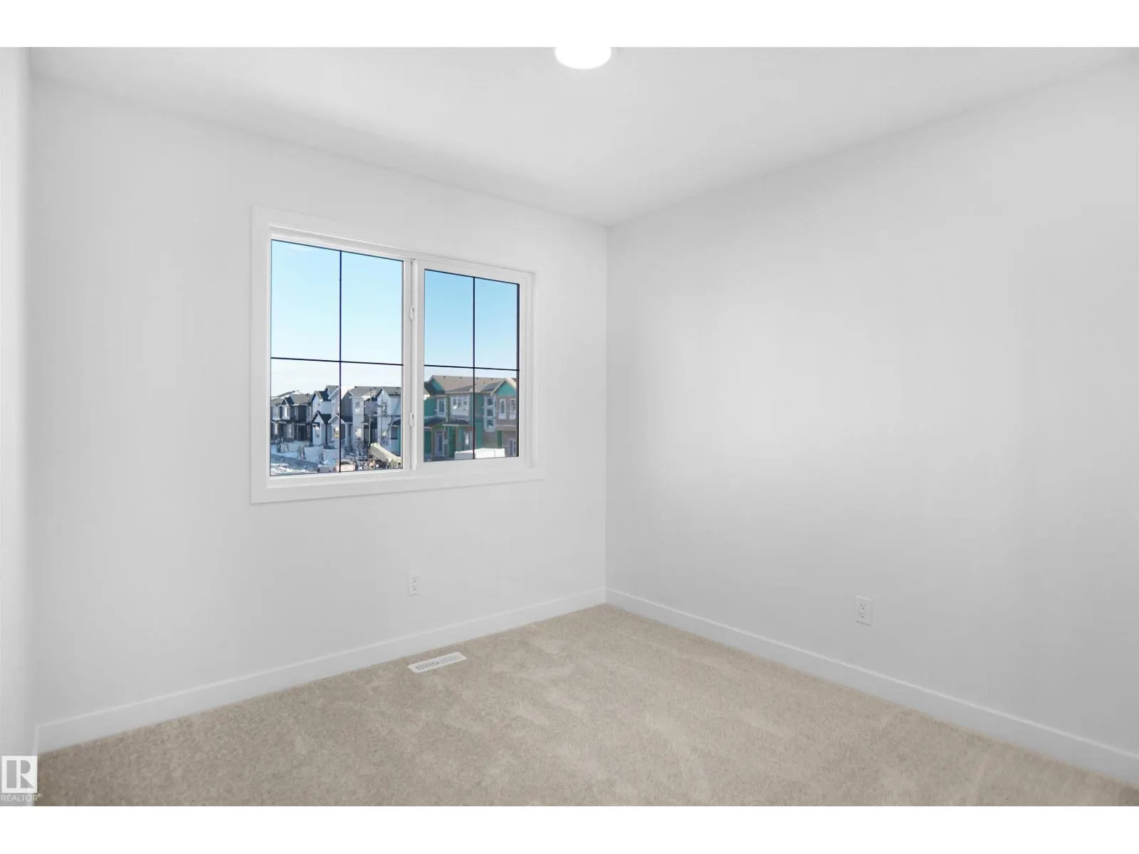 590 Ashgrove CI