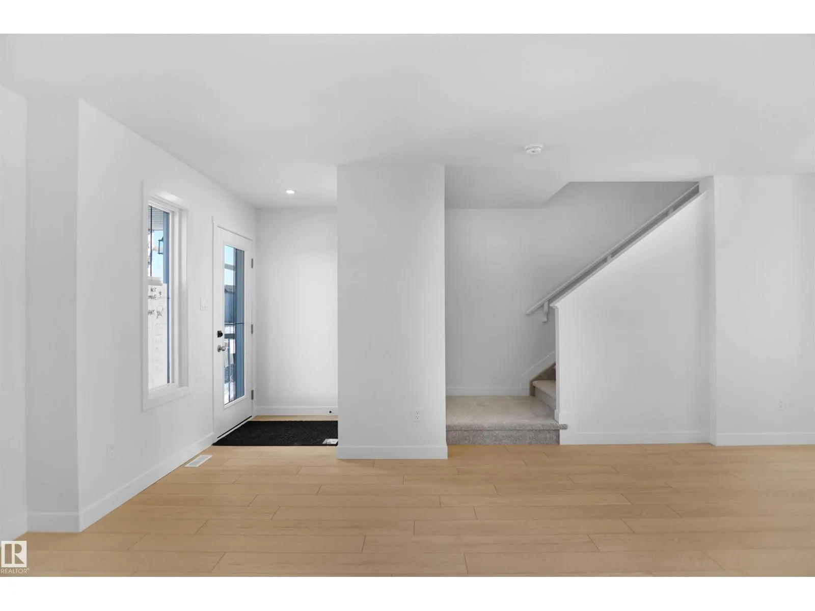 590 Ashgrove CI