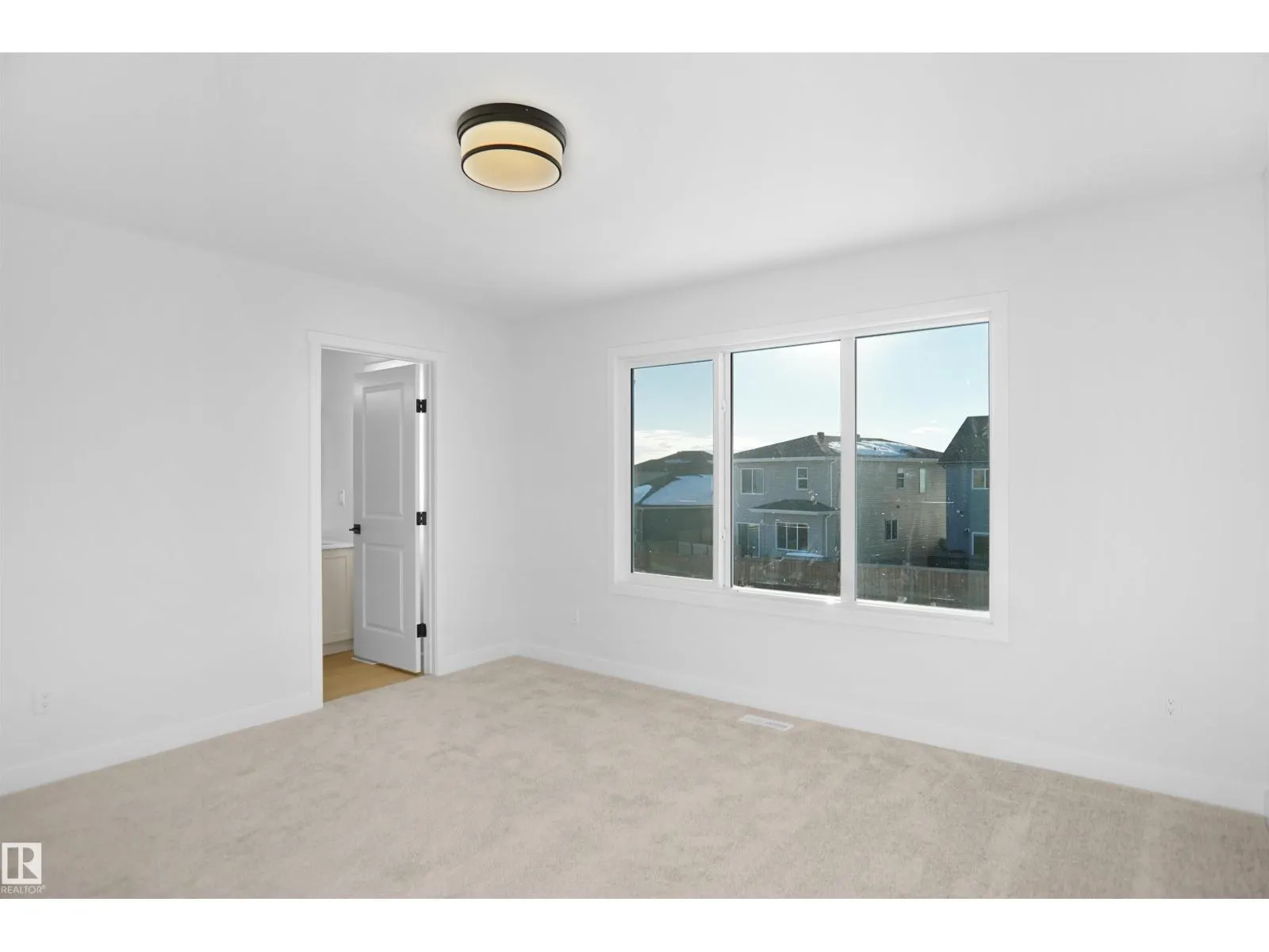 590 Ashgrove CI