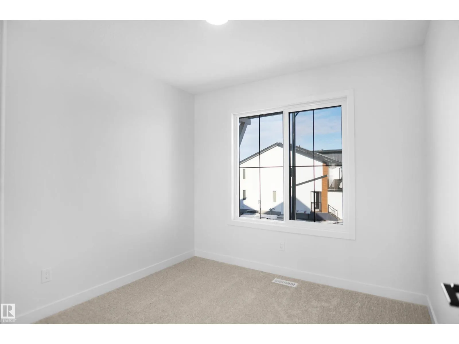 590 Ashgrove CI