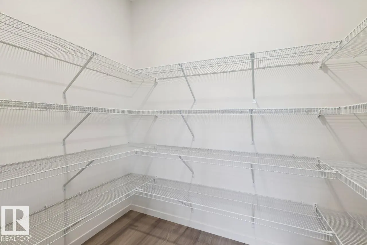 3019 5 AV SW