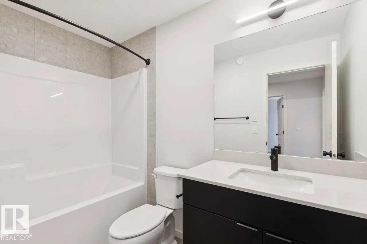 3019 5 AV SW