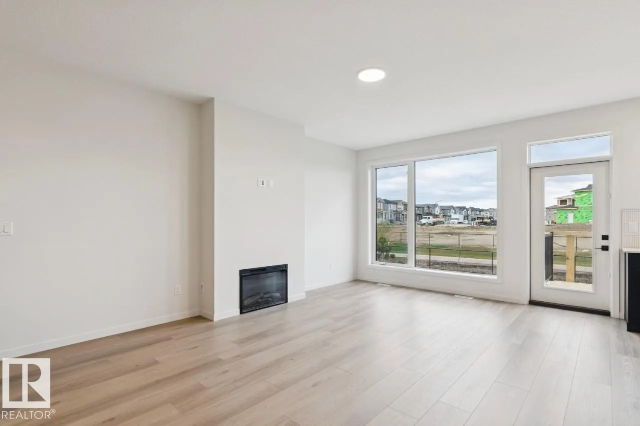 3019 5 AV SW