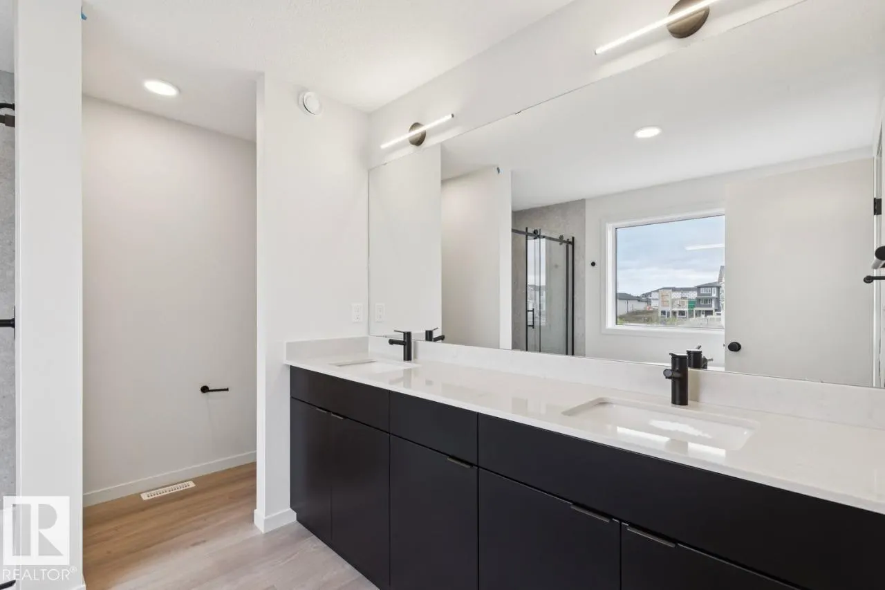 3019 5 AV SW