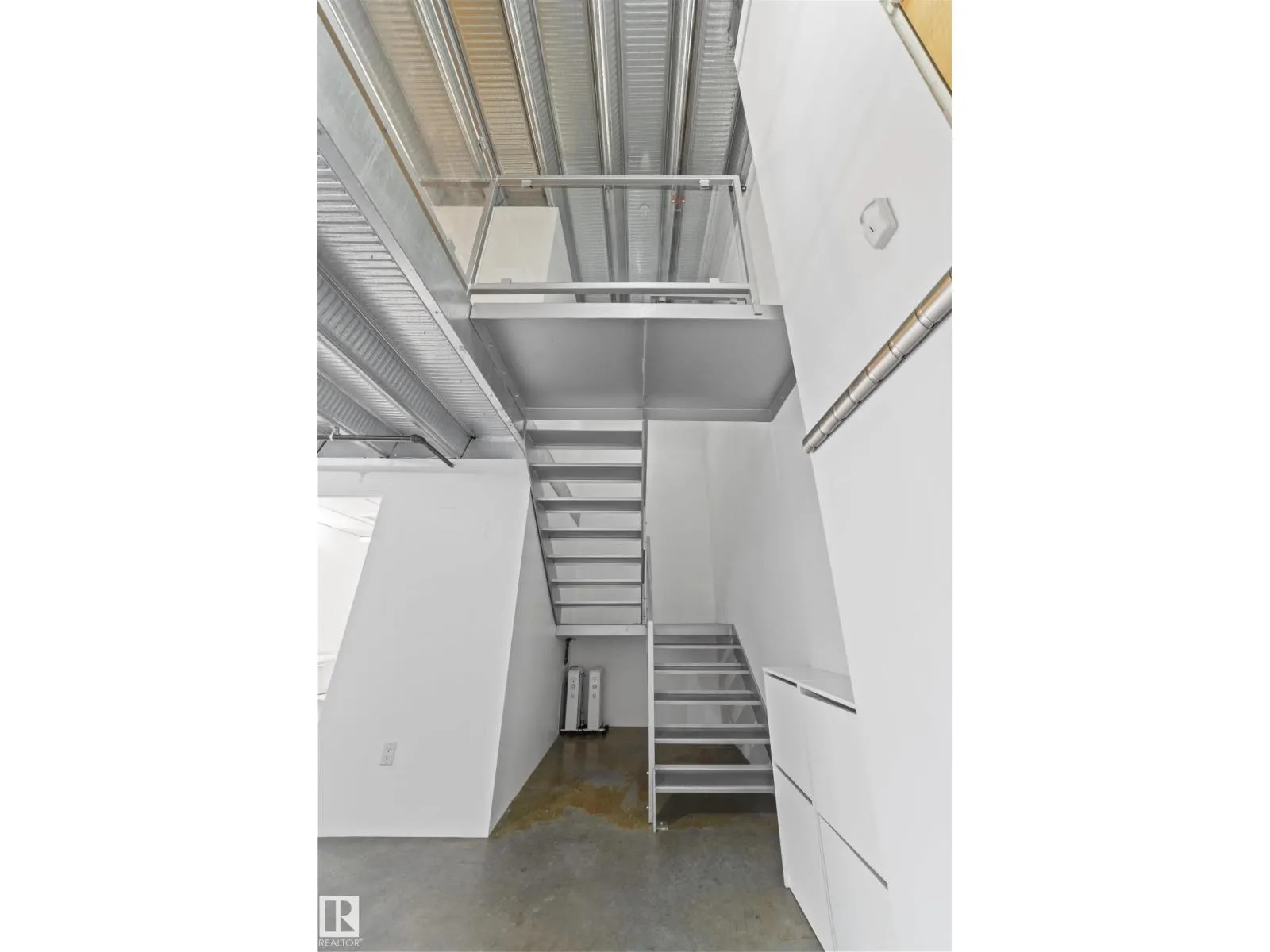 #130 10309 107 ST NW