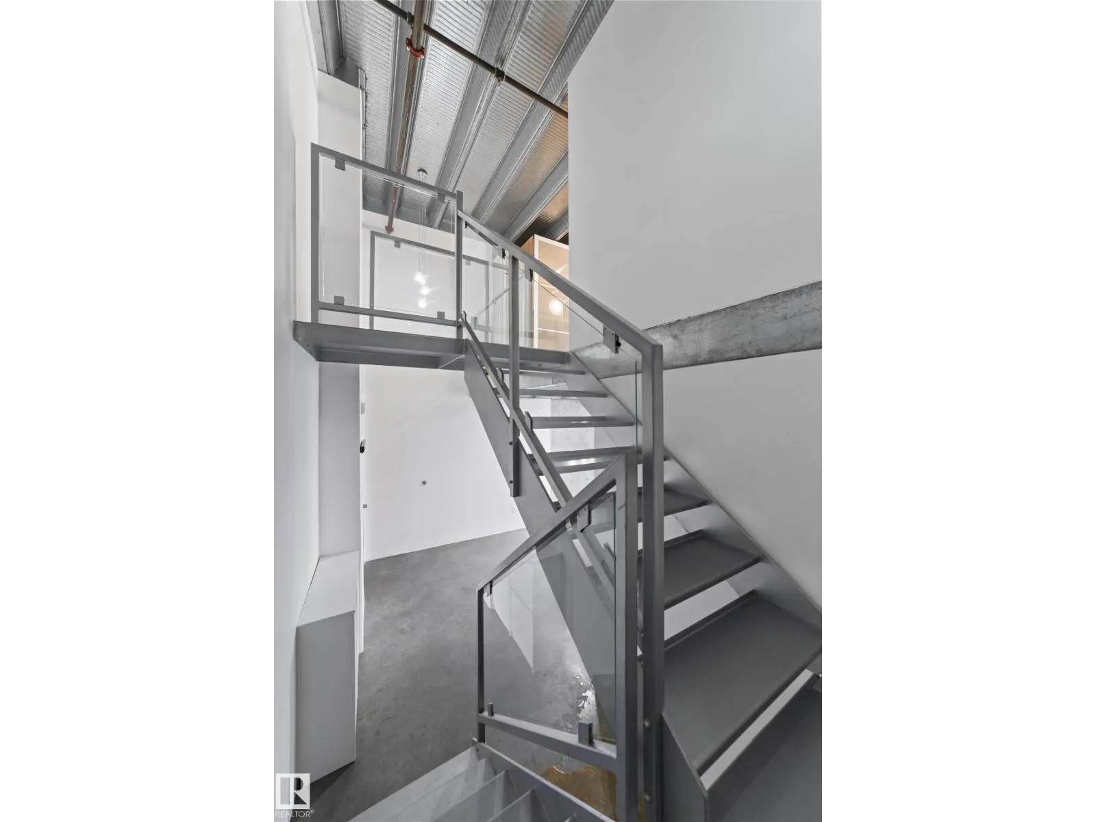 #130 10309 107 ST NW