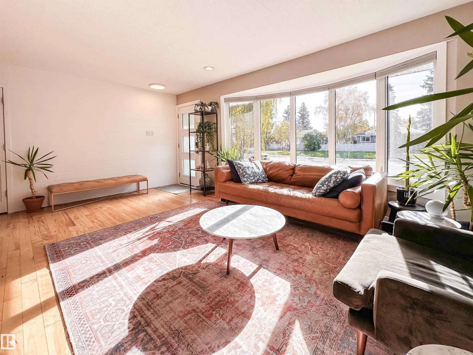 15256 86 AV NW