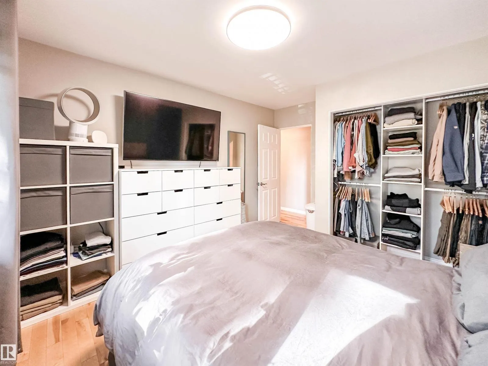 15256 86 AV NW