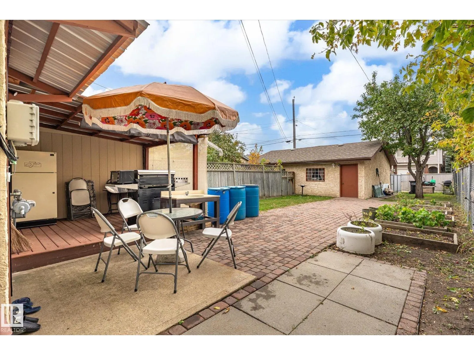 10242 161 ST NW